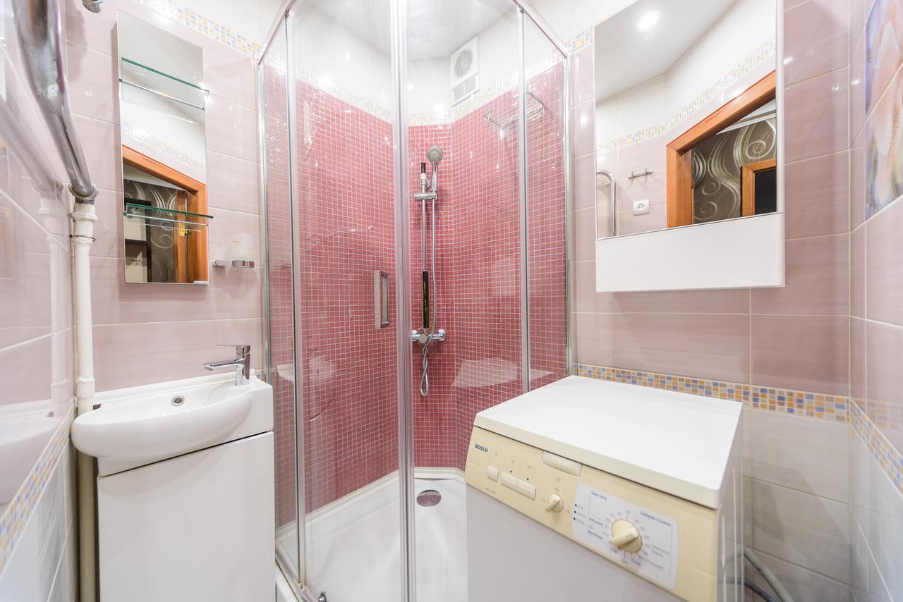 Apartment on Lesi Ukrainky Blvd Kiev Extérieur photo