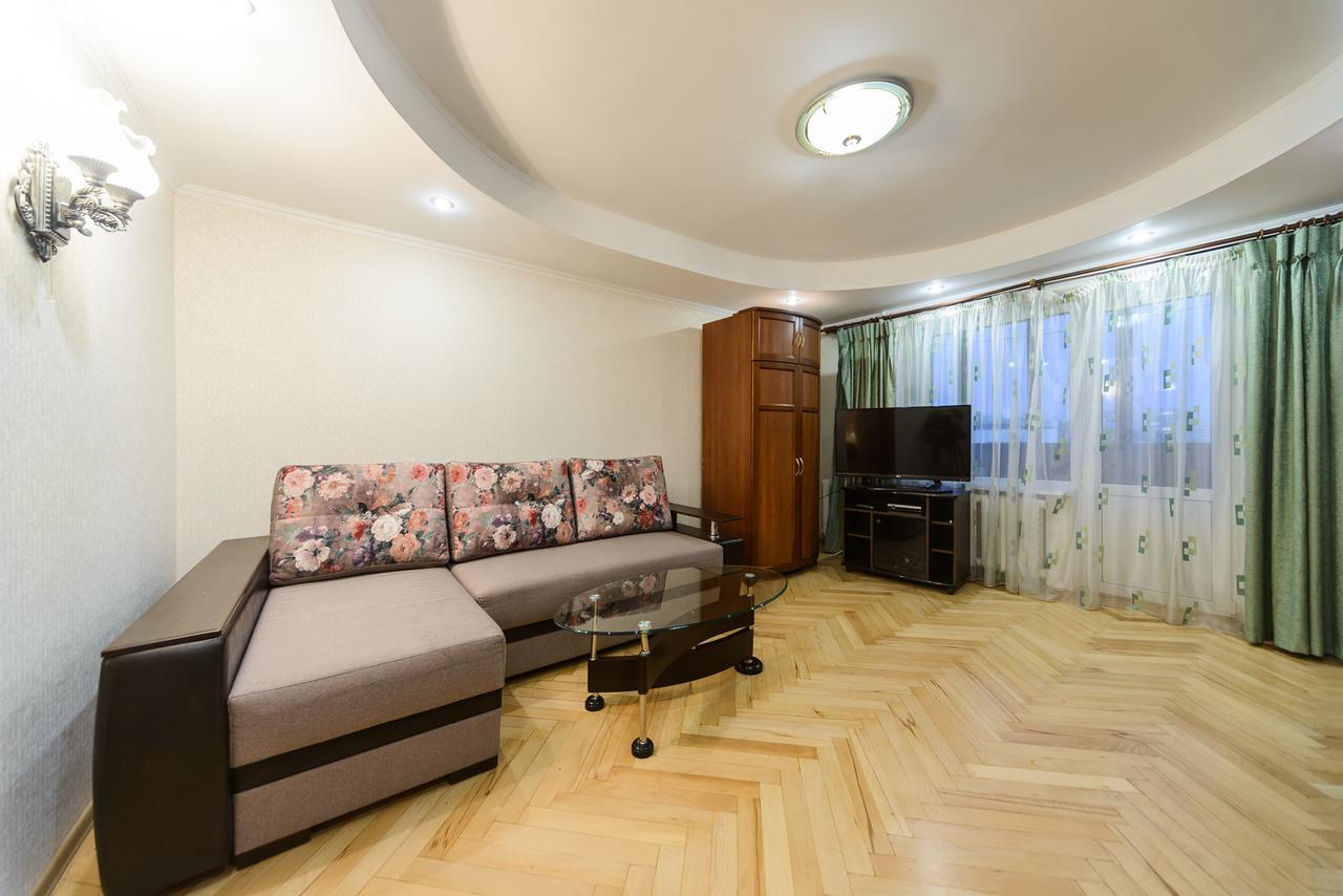 Apartment on Lesi Ukrainky Blvd Kiev Extérieur photo