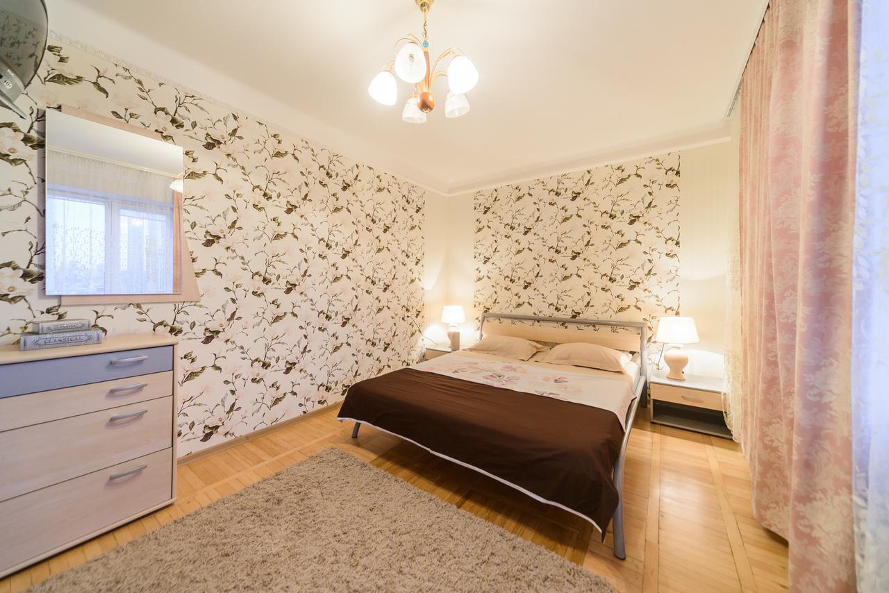 Apartment on Lesi Ukrainky Blvd Kiev Extérieur photo