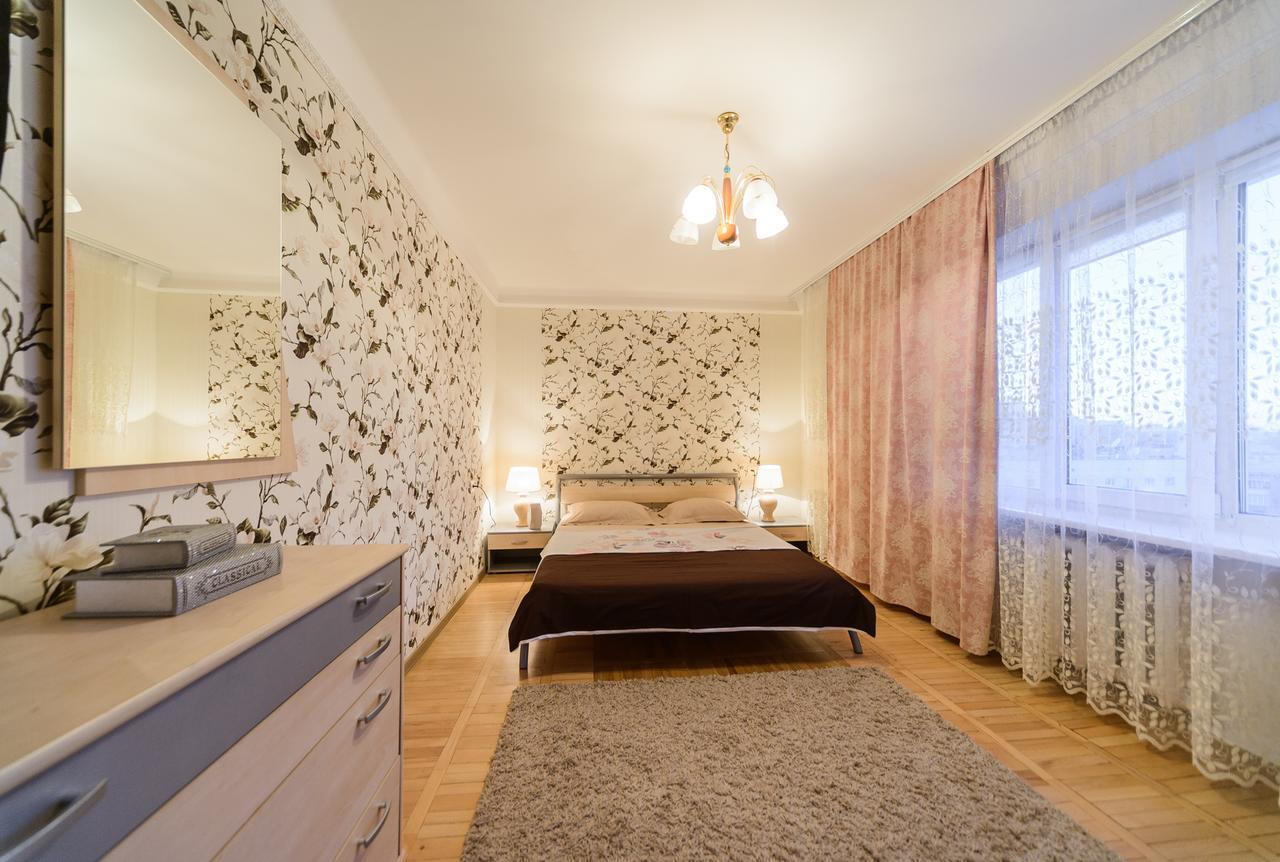Apartment on Lesi Ukrainky Blvd Kiev Extérieur photo